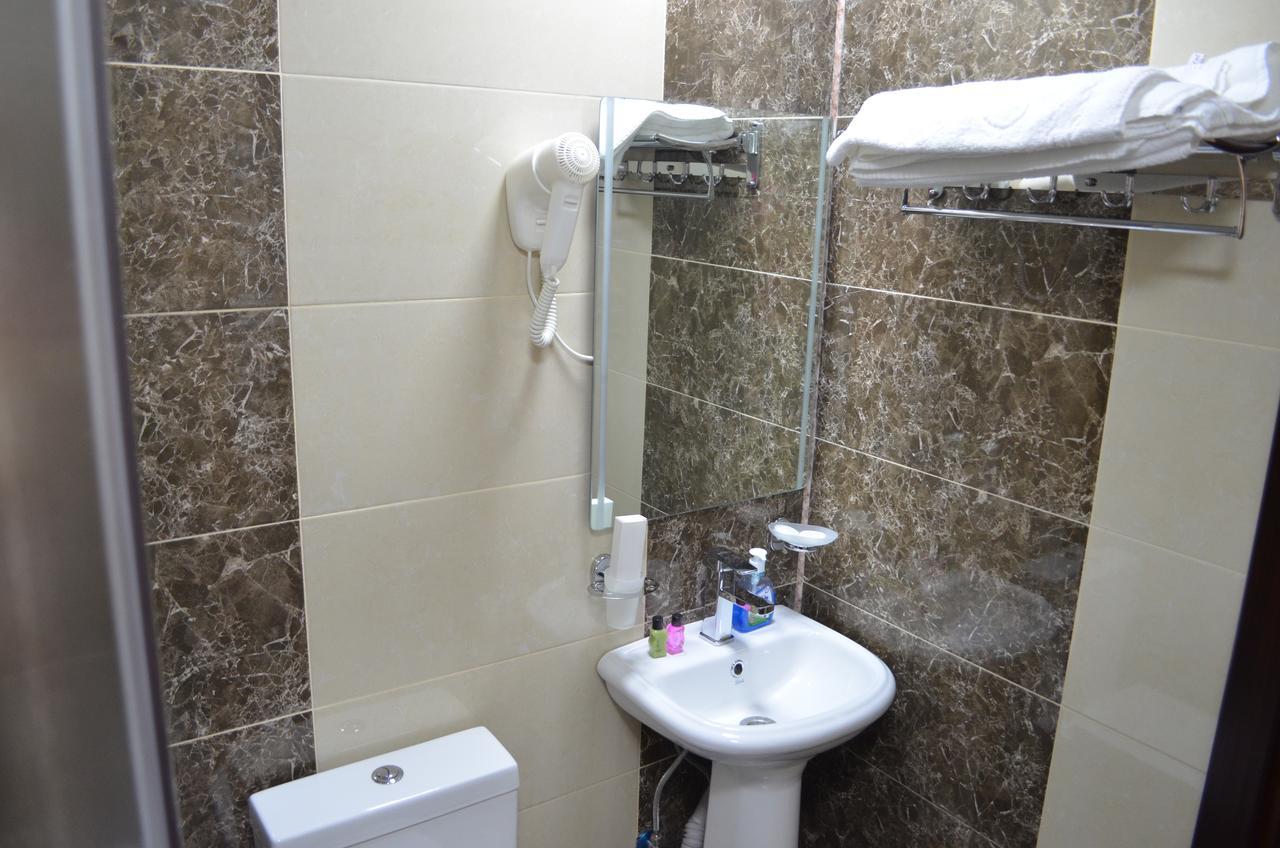 Anas Guest House Baku Bagian luar foto