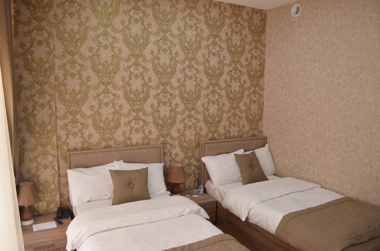 Anas Guest House Baku Bagian luar foto