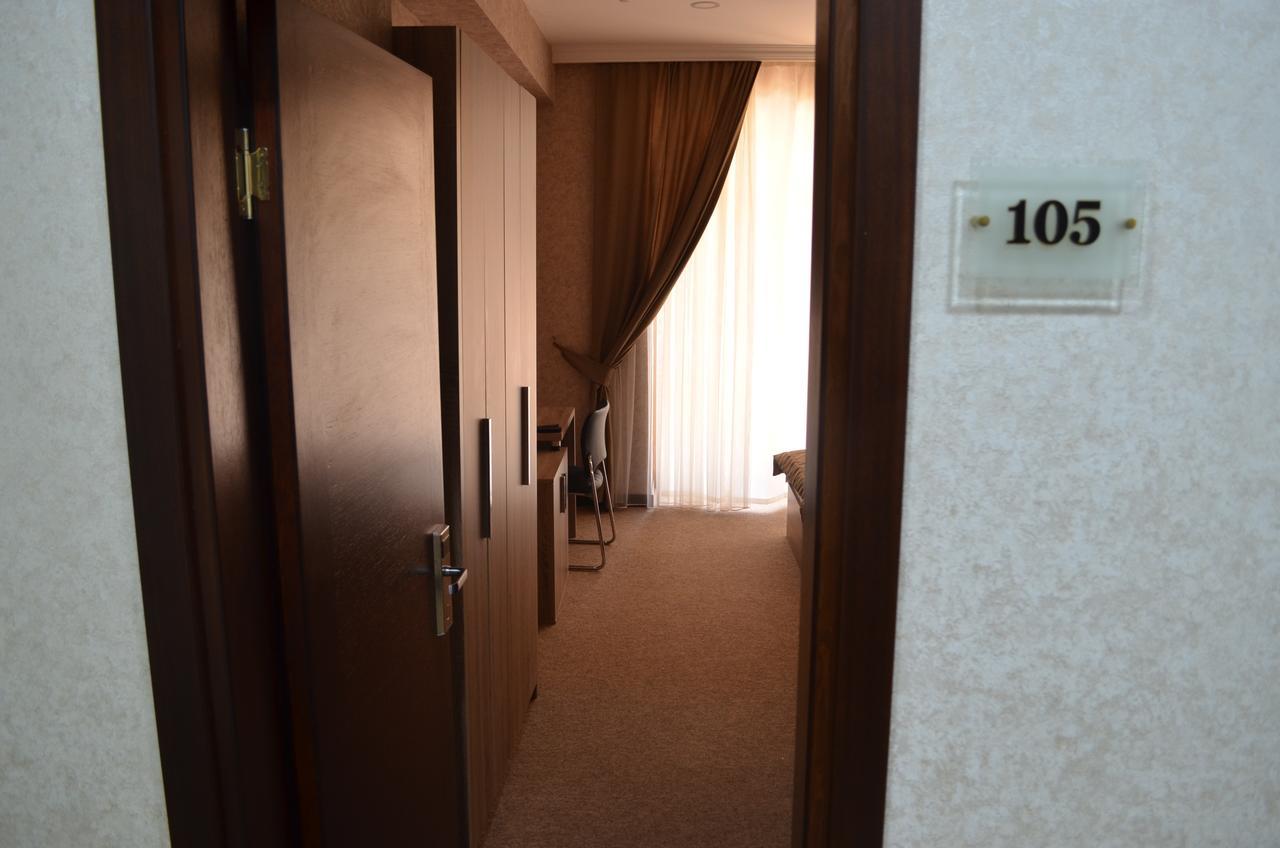 Anas Guest House Baku Bagian luar foto