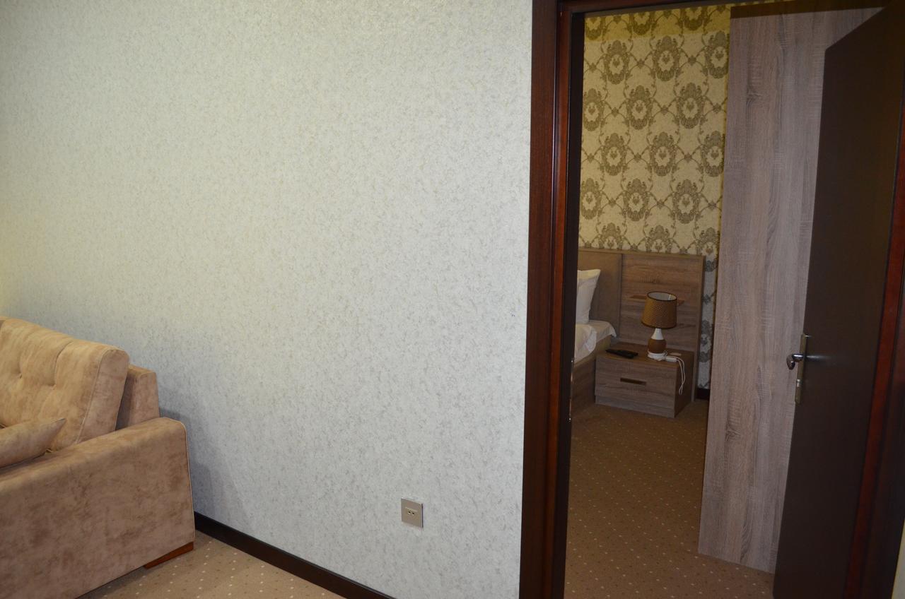 Anas Guest House Baku Bagian luar foto