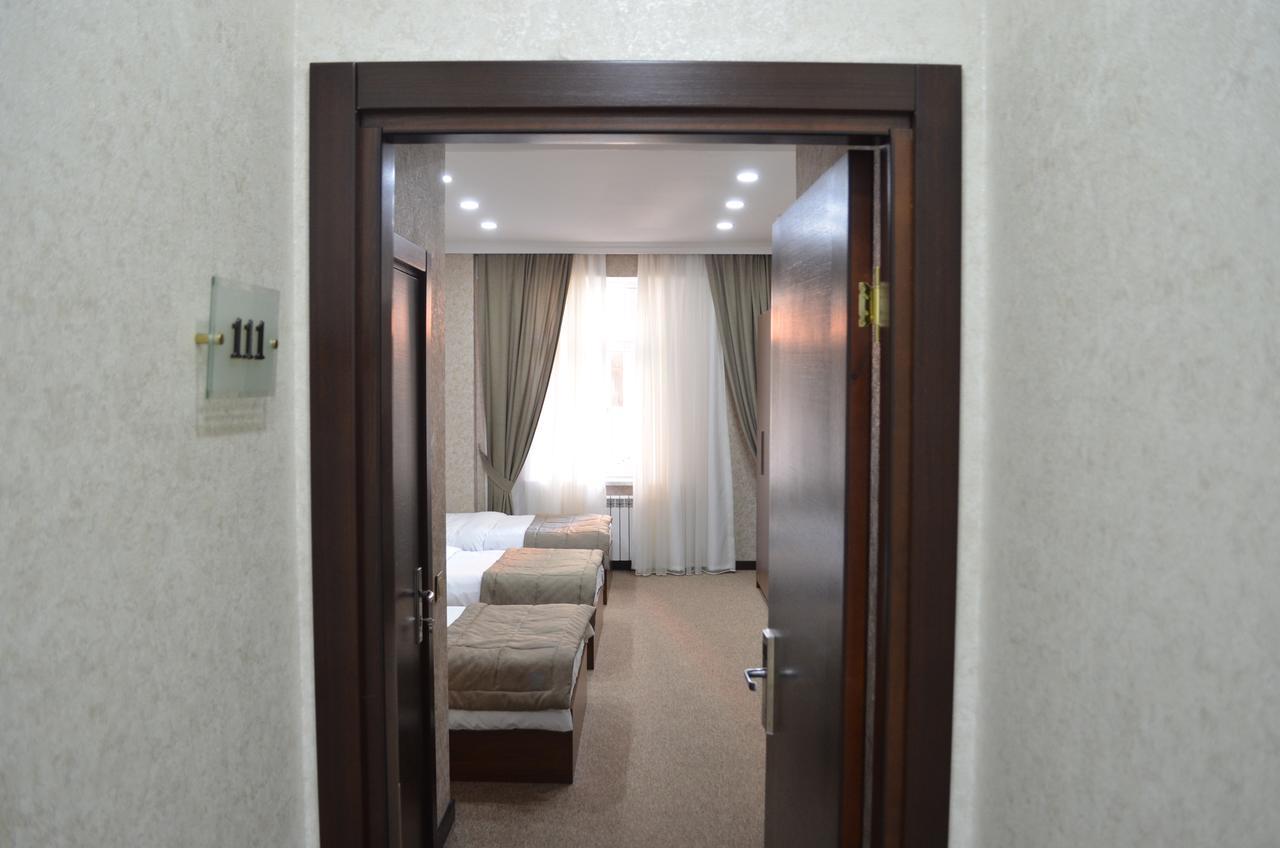 Anas Guest House Baku Bagian luar foto