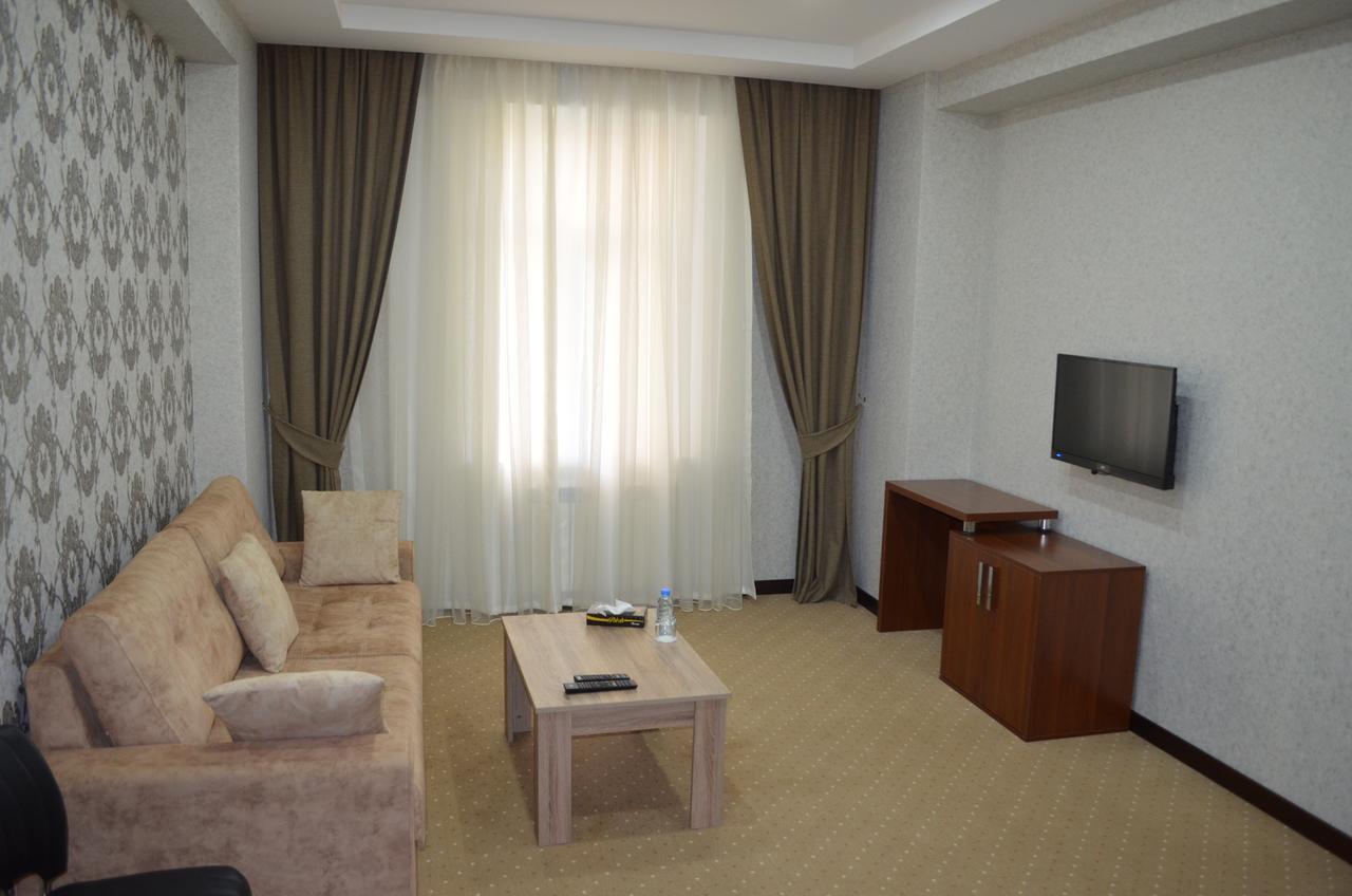 Anas Guest House Baku Bagian luar foto