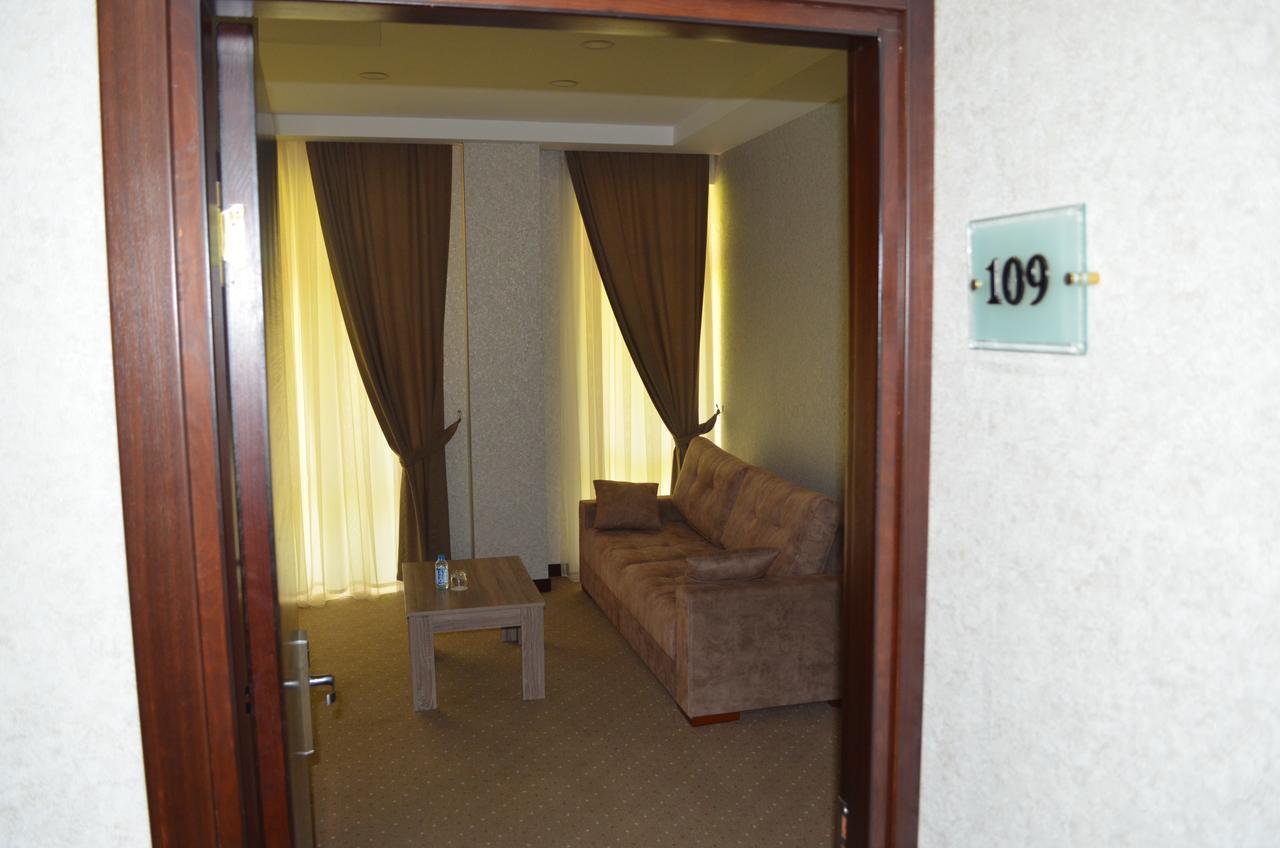 Anas Guest House Baku Bagian luar foto
