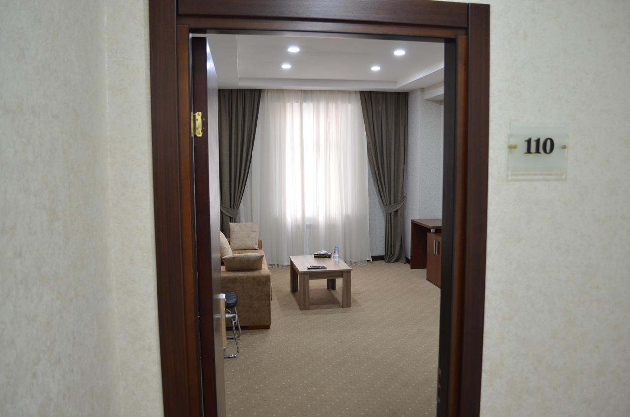 Anas Guest House Baku Bagian luar foto
